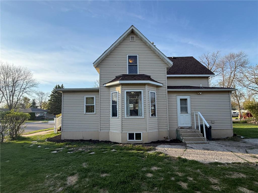 402 Saint Paul Avenue S Thief River Falls MN 56701 7079197 image36