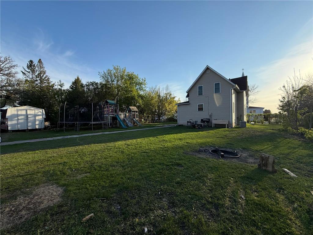 402 Saint Paul Avenue S Thief River Falls MN 56701 7079197 image40