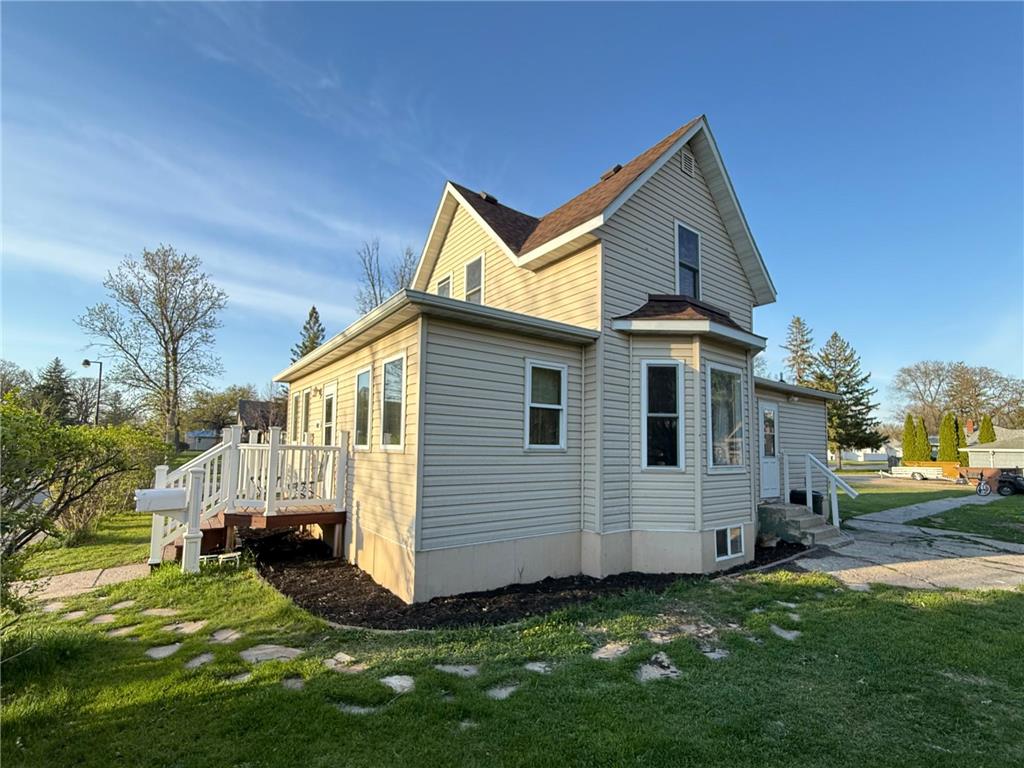 402 Saint Paul Avenue S Thief River Falls MN 56701 7079197 image42