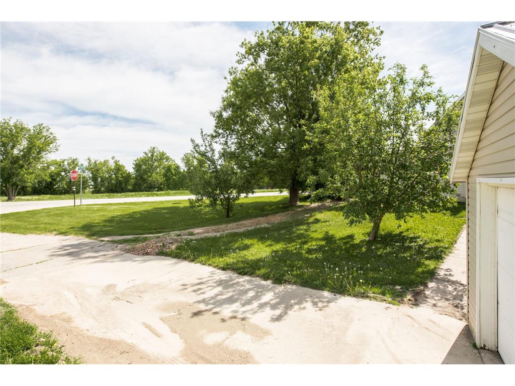 402 Sanstead Street W Garfield MN 56332 7084495 image18