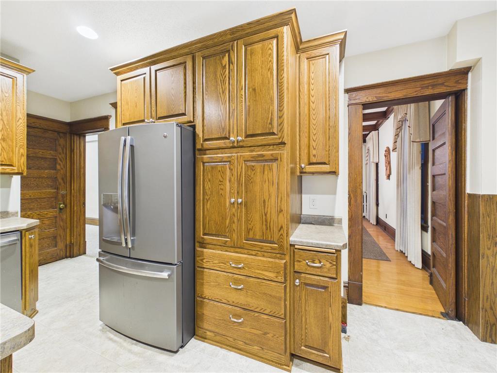 402 Second Street SE Melrose MN 56352 7068886 image4