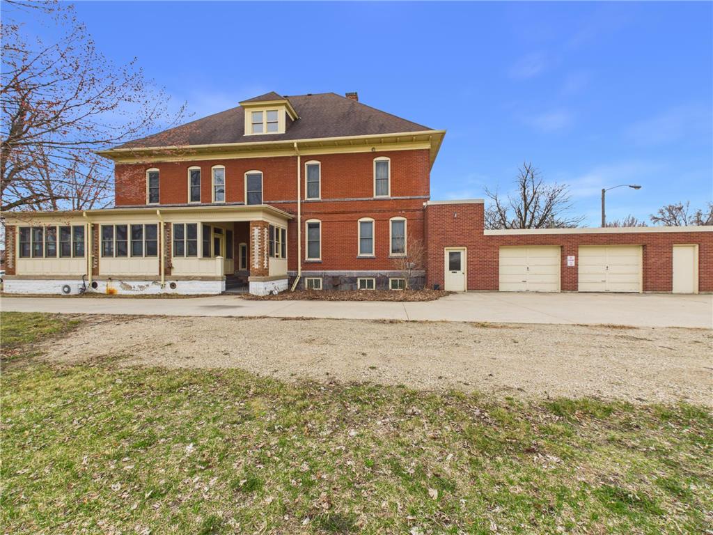402 Second Street SE Melrose MN 56352 7068886 image40