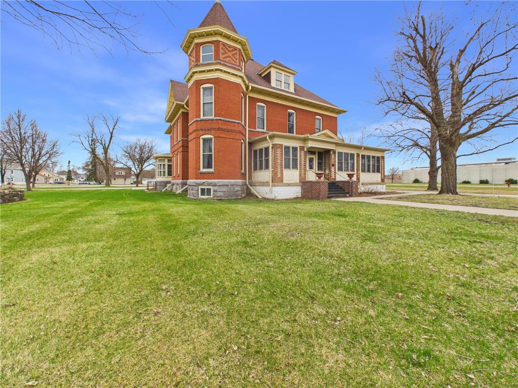 402 Second Street SE Melrose MN 56352 7068886 image44