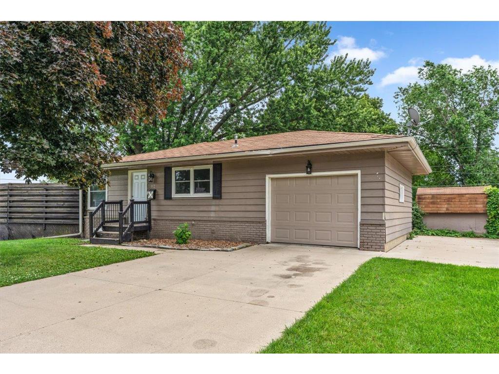 402 Sunset Court NE Stewartville MN 55976 7081884 image3