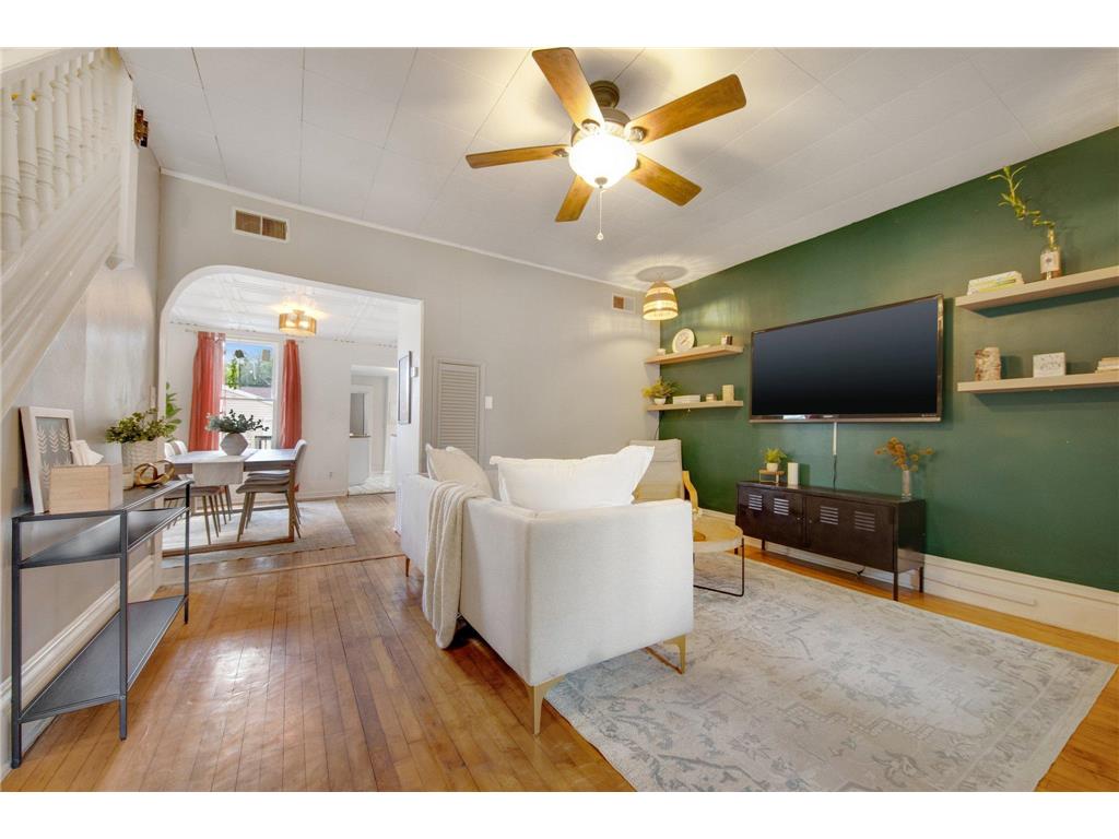 402 Superior Street Saint Paul MN 55102 6543123 image1