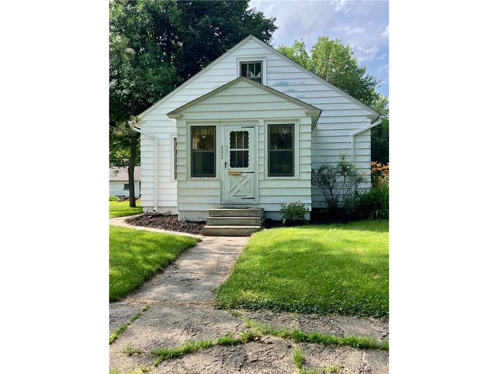 402 W 8th Street Morris MN 56267 7106888 image1