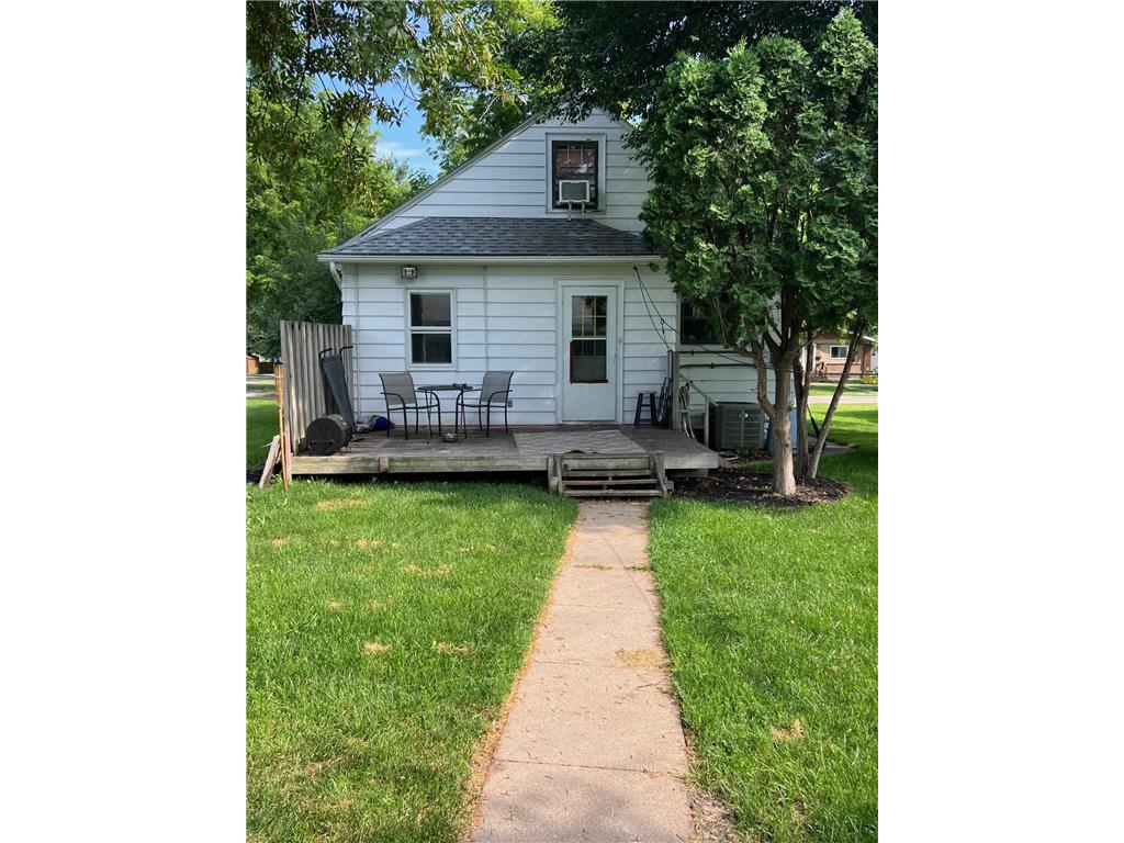 402 W 8th Street Morris MN 56267 7106888 image2