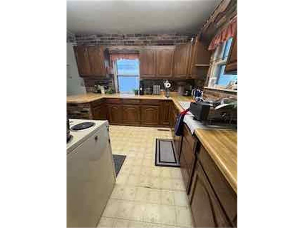 402 W 8th Street Morris MN 56267 7106888 image4