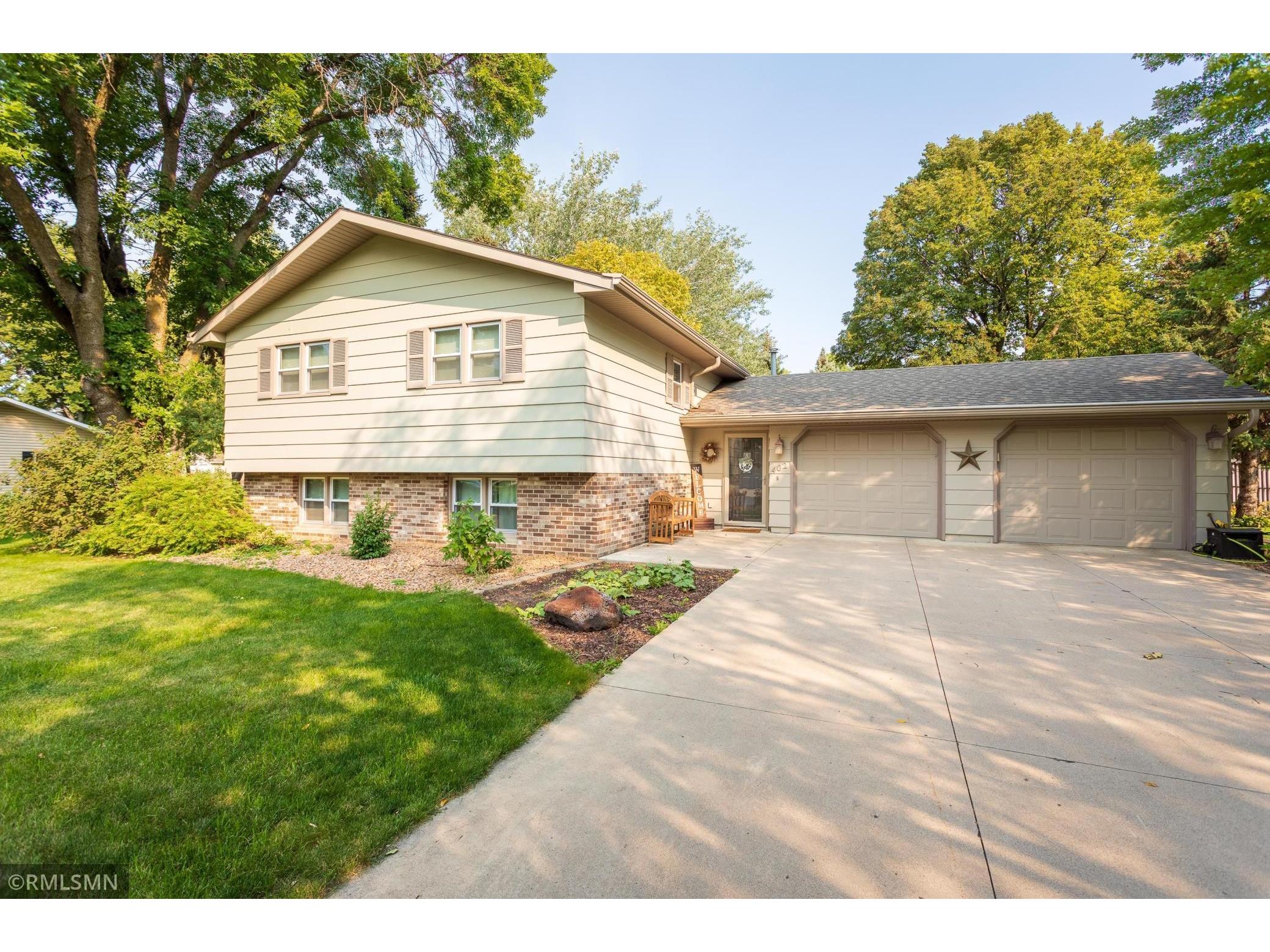 402 W 9th Street, Morris, MN 56267 MLS 6085215 Edina Realty