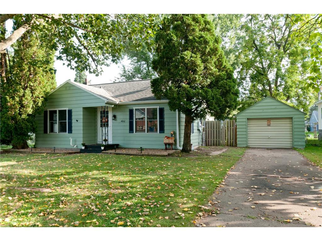 402 Wisconsin Avenue Cameron WI 54822 6791213 image1