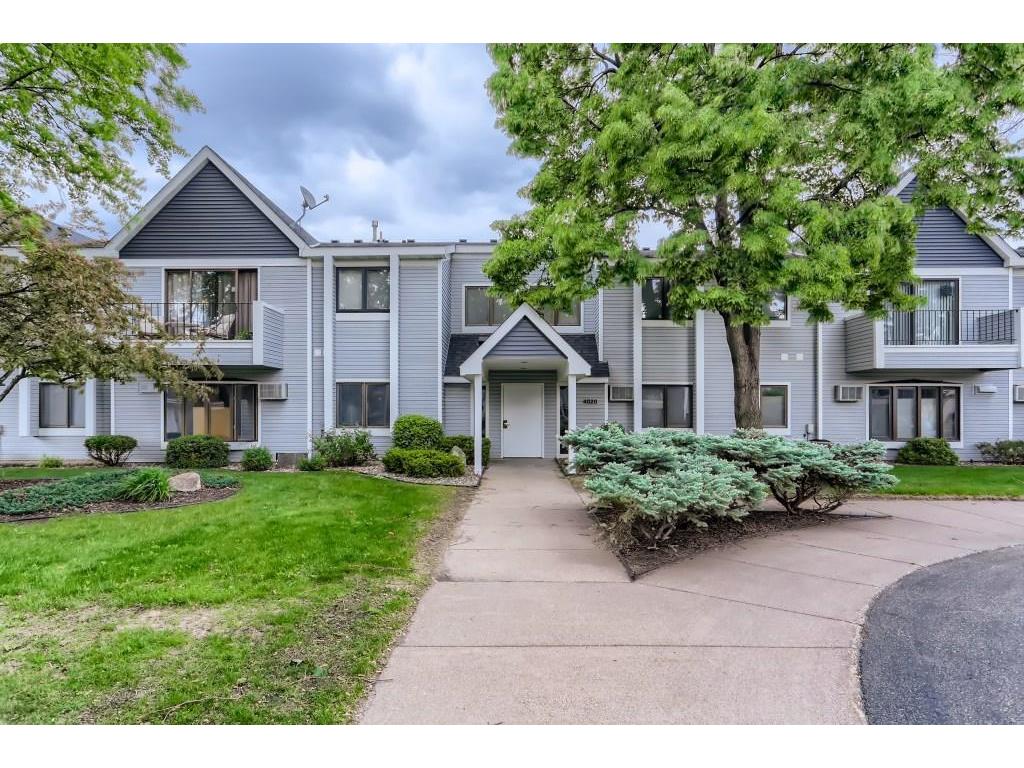 4020 E 52nd Street 106, Minneapolis, MN, 55417 MLS 6175082 Edina Realty