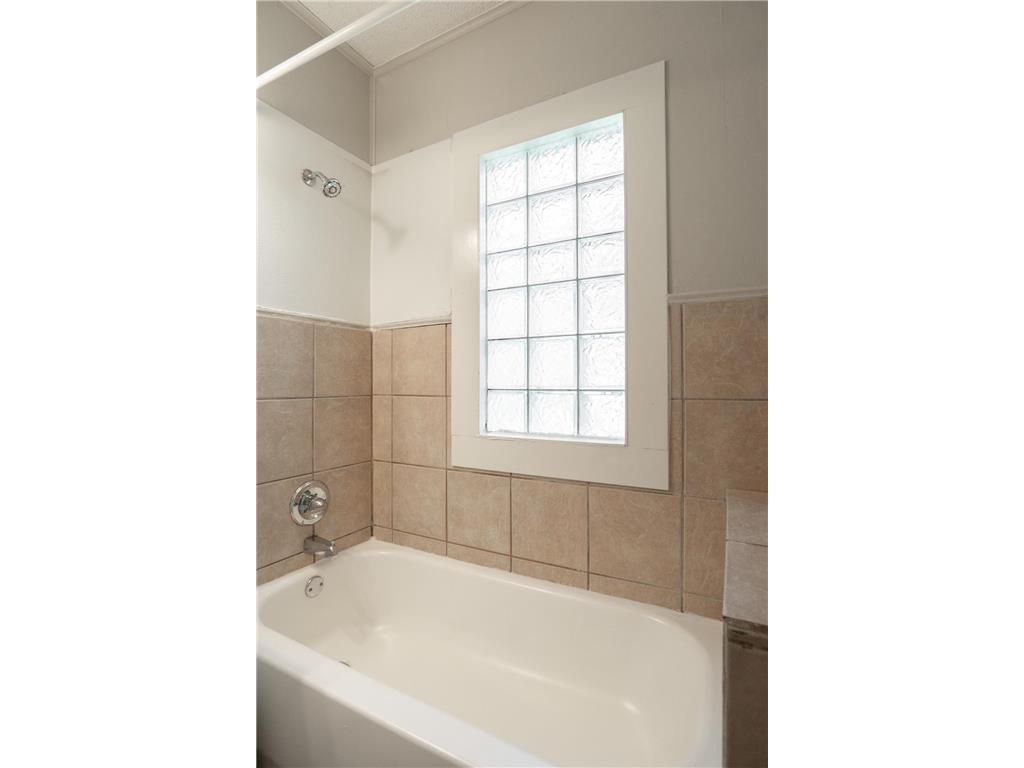 4020 Emerson Avenue N Minneapolis MN 55412 7011660 image12