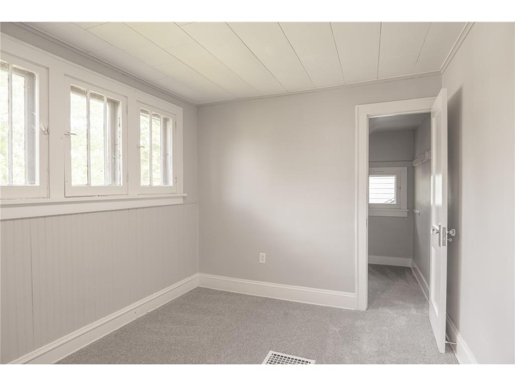 4020 Emerson Avenue N Minneapolis MN 55412 7011660 image13