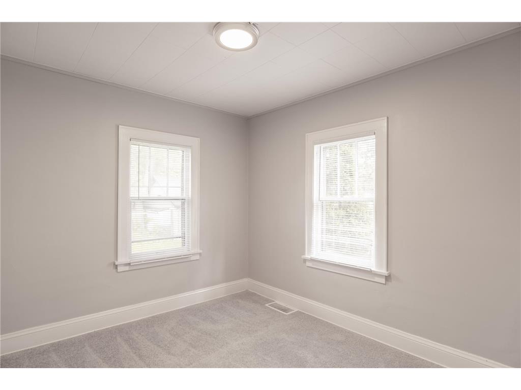 4020 Emerson Avenue N Minneapolis MN 55412 7011660 image18