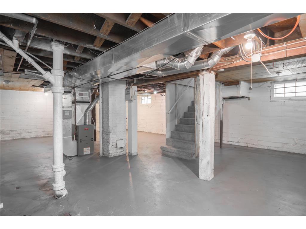 4020 Emerson Avenue N Minneapolis MN 55412 7011660 image21