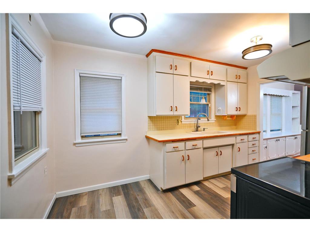 4020 Lake Road Avenue Robbinsdale MN 55422 6803784 image35