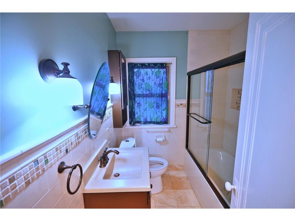 4020 Lake Road Avenue Robbinsdale MN 55422 6803784 image42