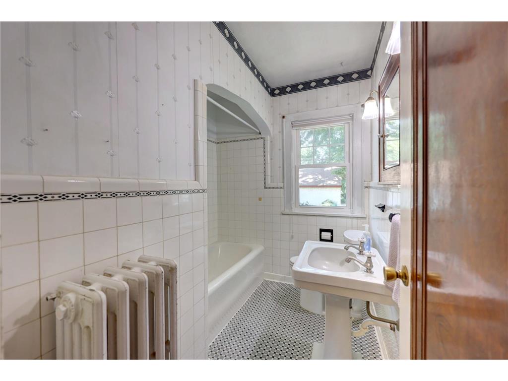4020 Washburn Avenue N Minneapolis MN 55412 7082729 image20