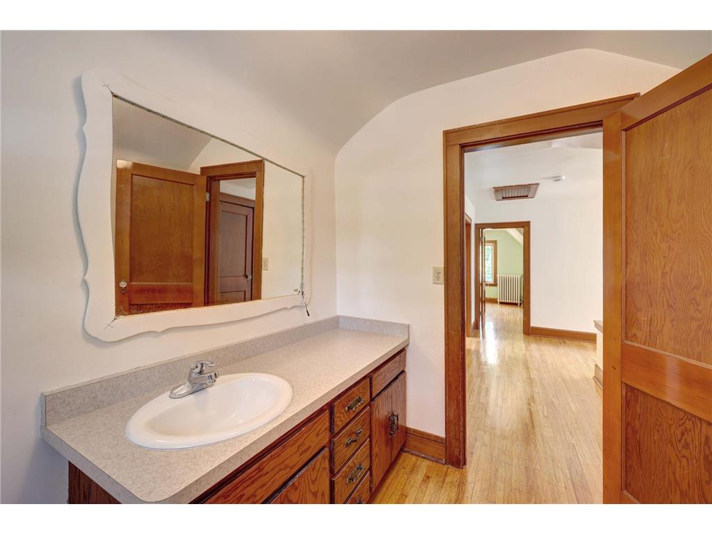 4020 Washburn Avenue N Minneapolis MN 55412 7082729 image24