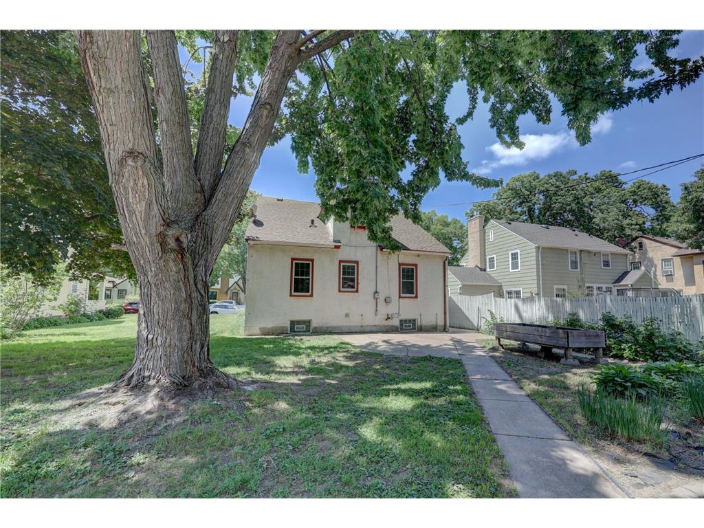 4020 Washburn Avenue N Minneapolis MN 55412 7082729 image6