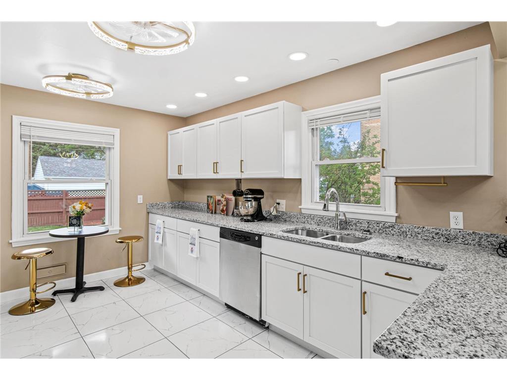 4021 Bloomington Avenue Minneapolis MN 55407 7096600 image9
