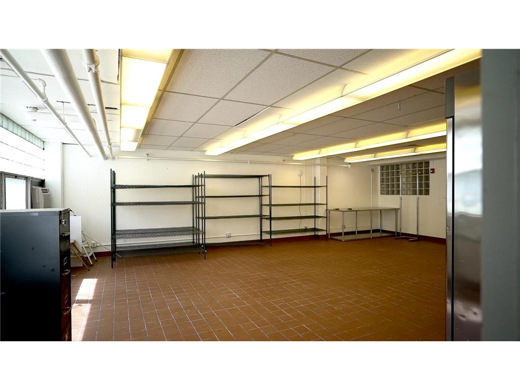 4021 Thomas Avenue N Minneapolis MN 55412 7022923 image14