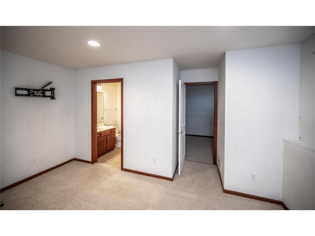 4022 Cedar Grove Lane Eagan MN 55122 7034244 image31