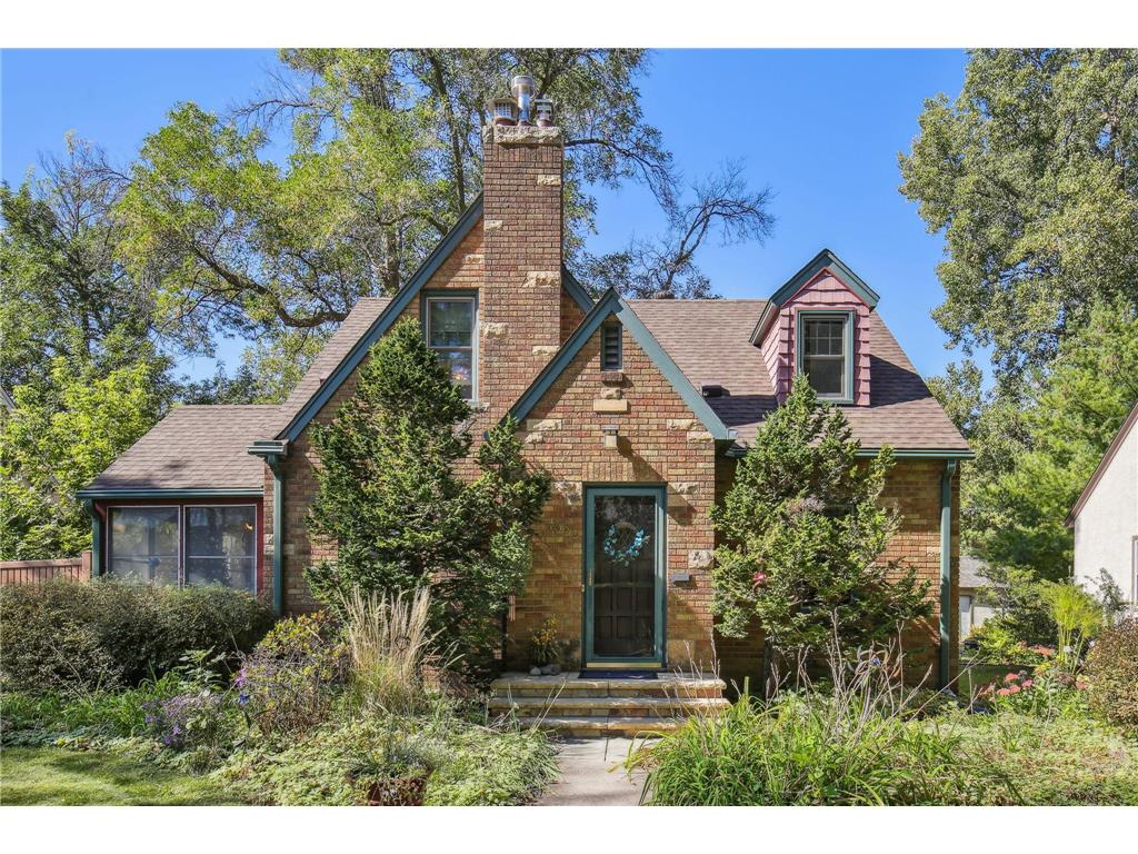 4022 Monroe Street NE Columbia Heights MN 55421 6612505 image1