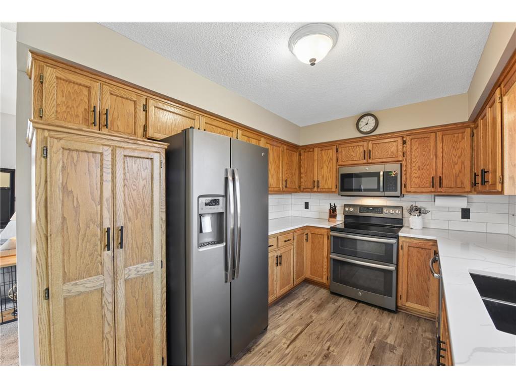 4023 Hadley Avenue N Oakdale MN 55128 7047504 image12