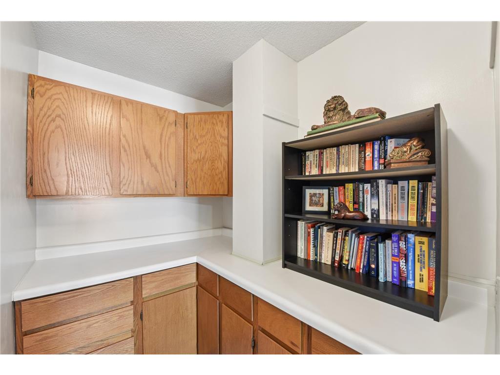 4023 Hadley Avenue N Oakdale MN 55128 7047504 image19