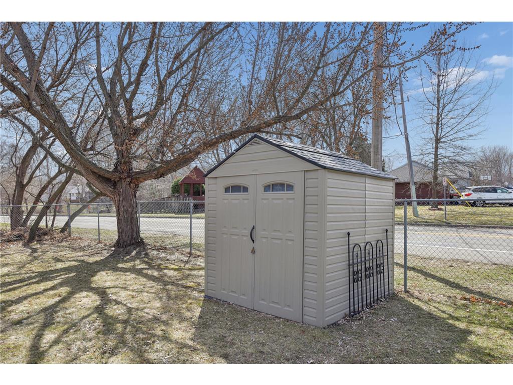 4023 Hadley Avenue N Oakdale MN 55128 7047504 image34