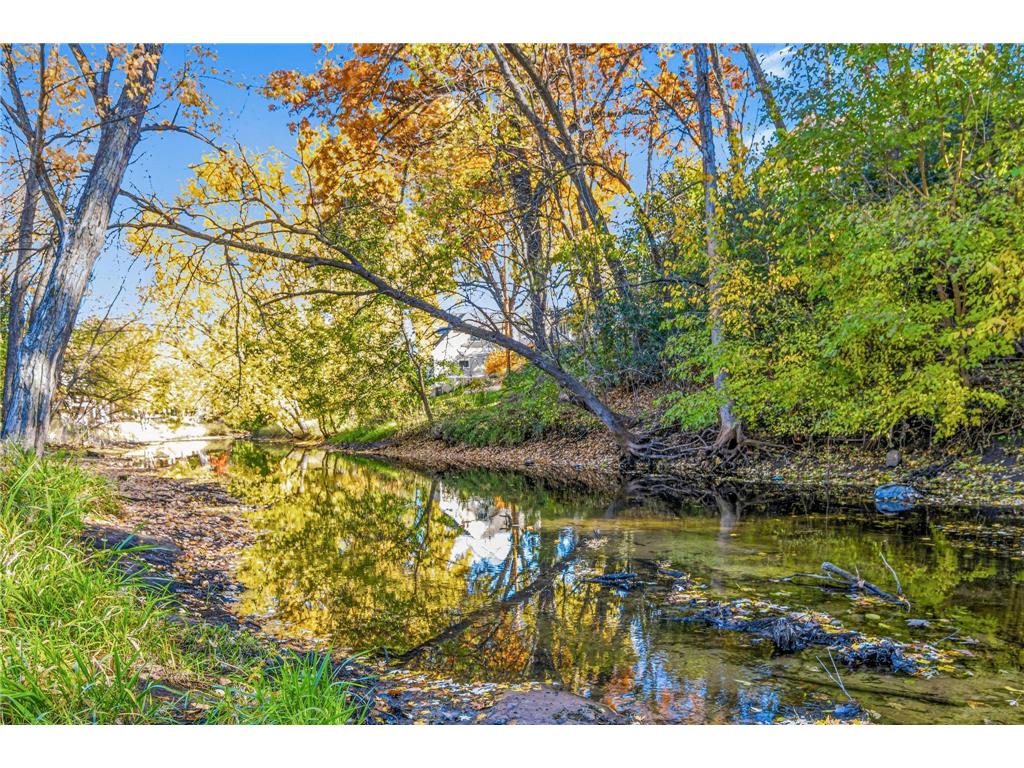 4023 Wood End Drive Edina MN 55424 - Minnehaha Creek 6812474 image2