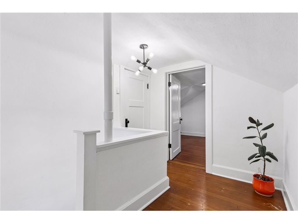 4024 Columbus Avenue Minneapolis MN 55407 7061968 image15