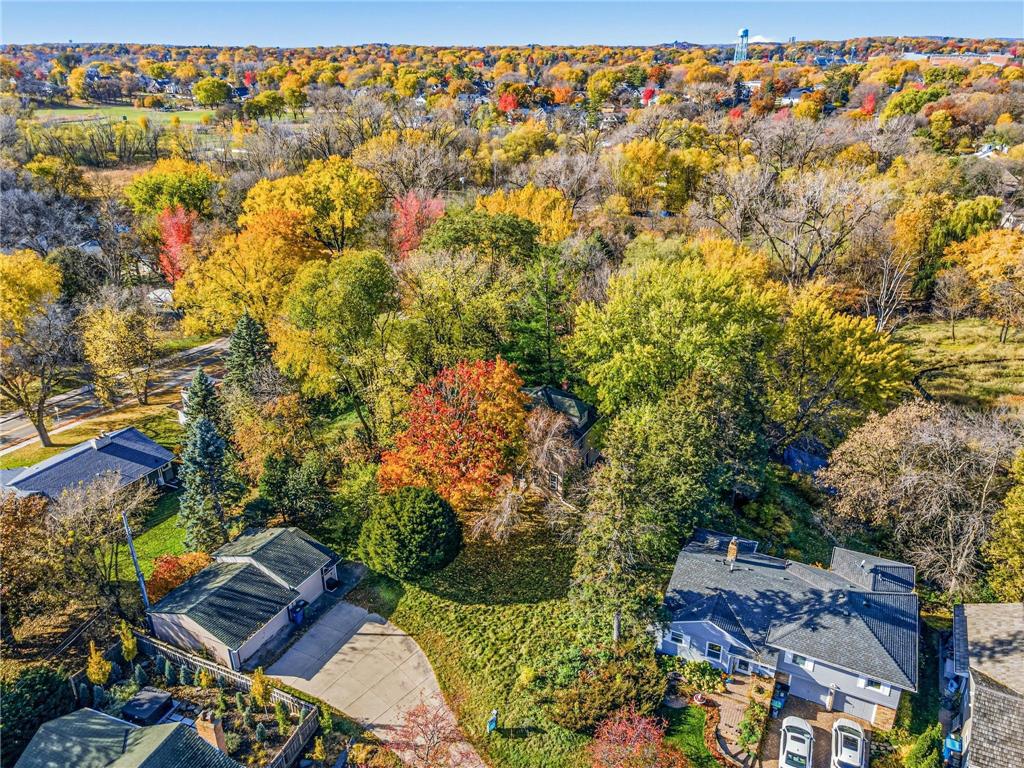 4024 Wood End Drive Edina MN 55424 - Minnehaha Creek 6812235 image5