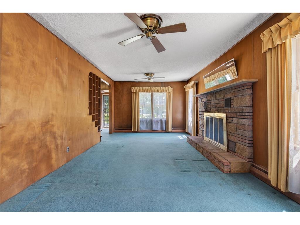 4025 Clover Avenue Vadnais Heights MN 55127 7060982 image2