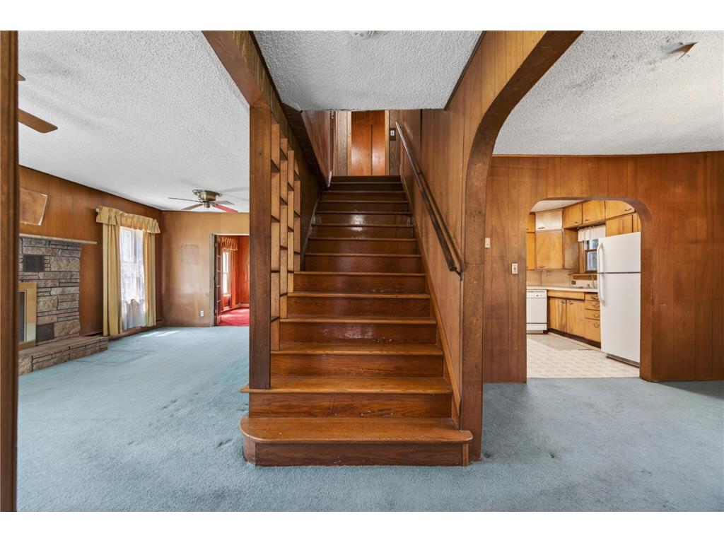 4025 Clover Avenue Vadnais Heights MN 55127 7060982 image4