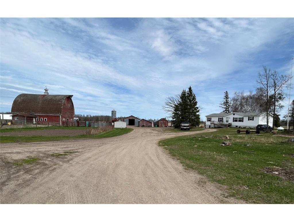 40258 Pioneer Road NE Saum MN 56650 6531709 image1