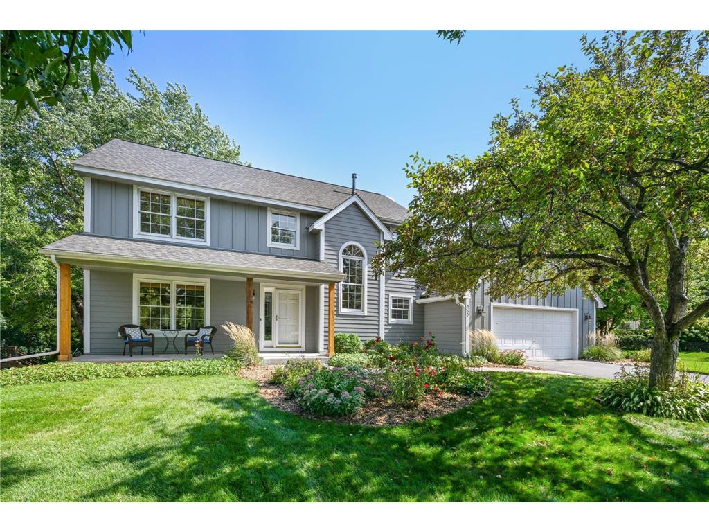 4027 Camberwell Drive N Eagan MN 55123 6713075 image1