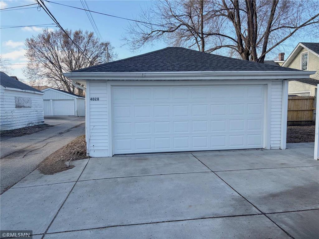 4028 Aldrich Avenue N Minneapolis MN 55412 7057458 image15