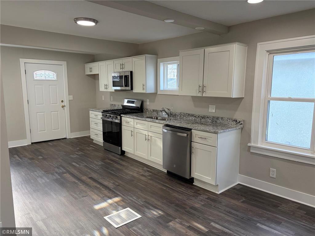 4028 Aldrich Avenue N Minneapolis MN 55412 7057458 image6