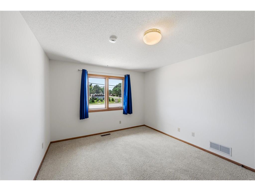 4029 Silver Lake Rd NE Saint Anthony MN 55421 7115062 image15