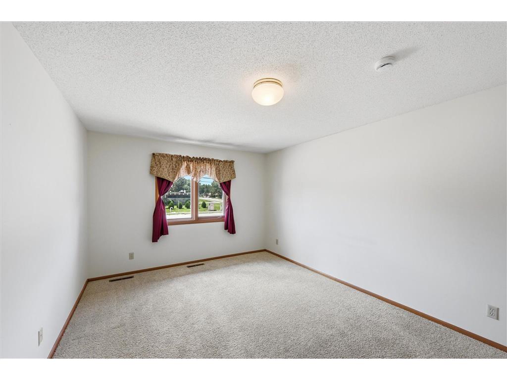 4029 Silver Lake Rd NE Saint Anthony MN 55421 7115062 image17