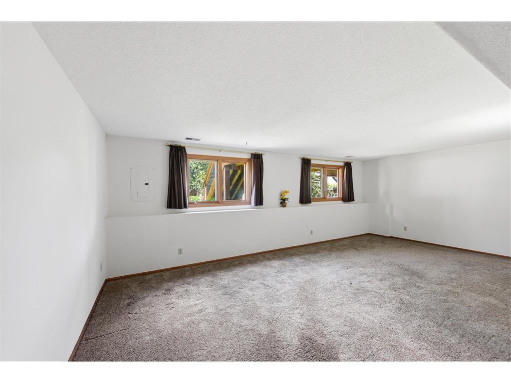 4029 Silver Lake Rd NE Saint Anthony MN 55421 7115062 image20