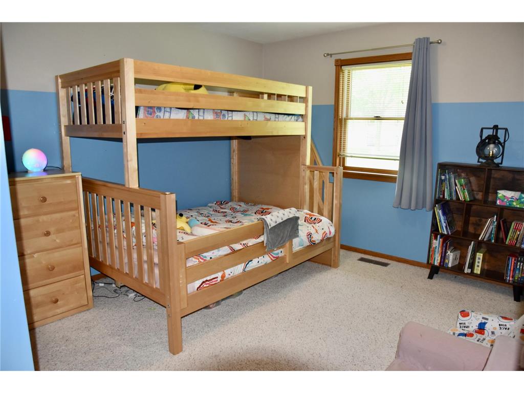 403 13th Avenue NE Sibley IA 51249 7085988 image24
