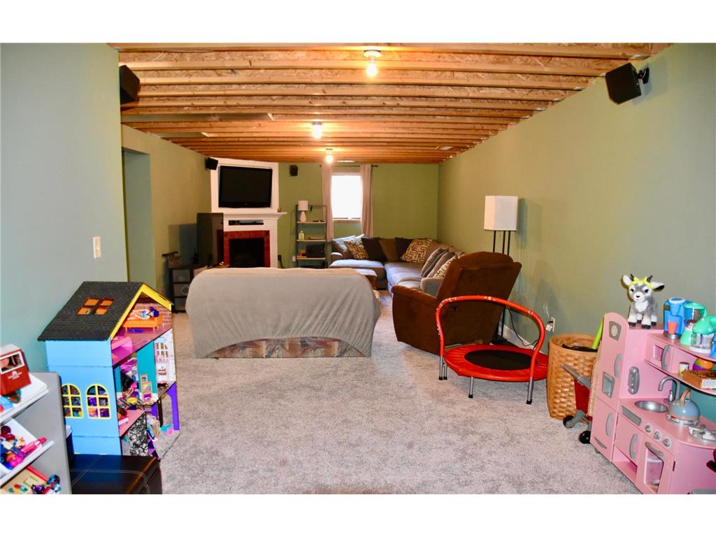 403 13th Avenue NE Sibley IA 51249 7085988 image36
