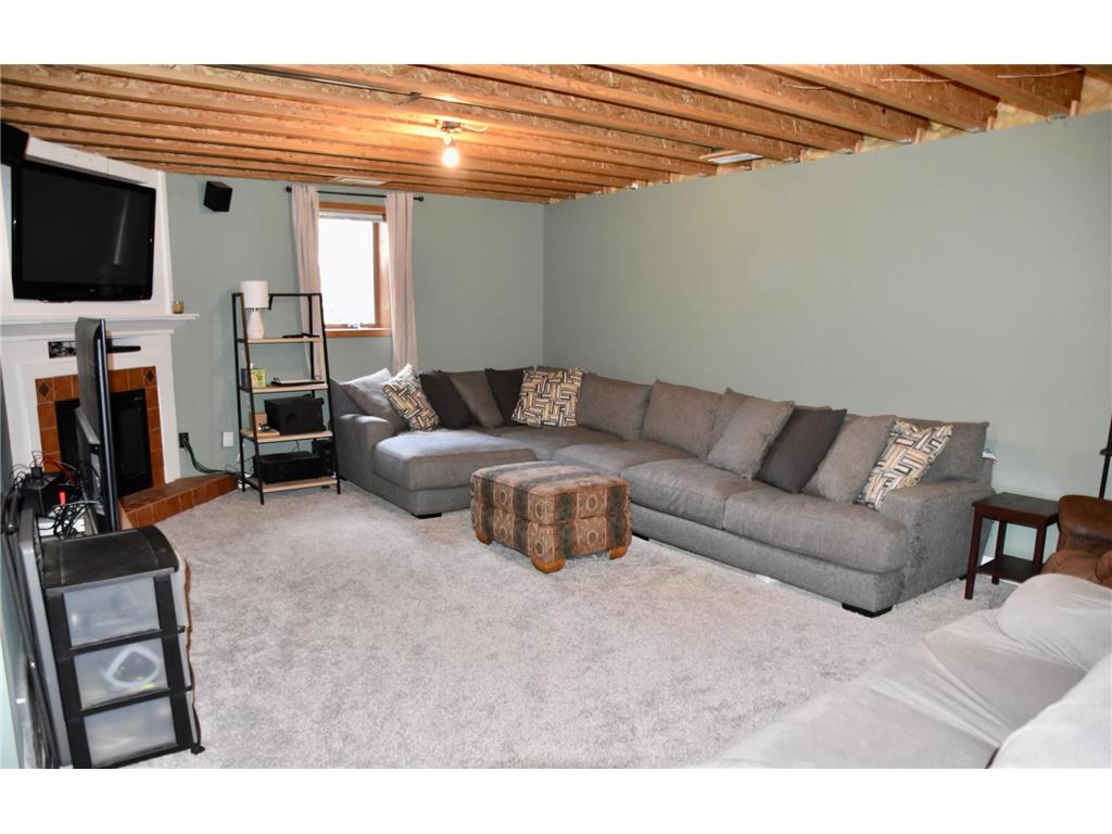 403 13th Avenue NE Sibley IA 51249 7085988 image38
