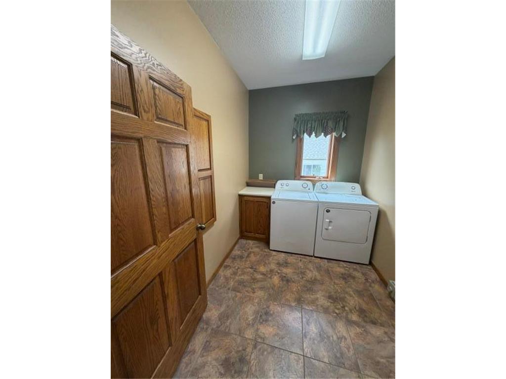 403 1st Avenue Madison MN 56256 7086488 image20
