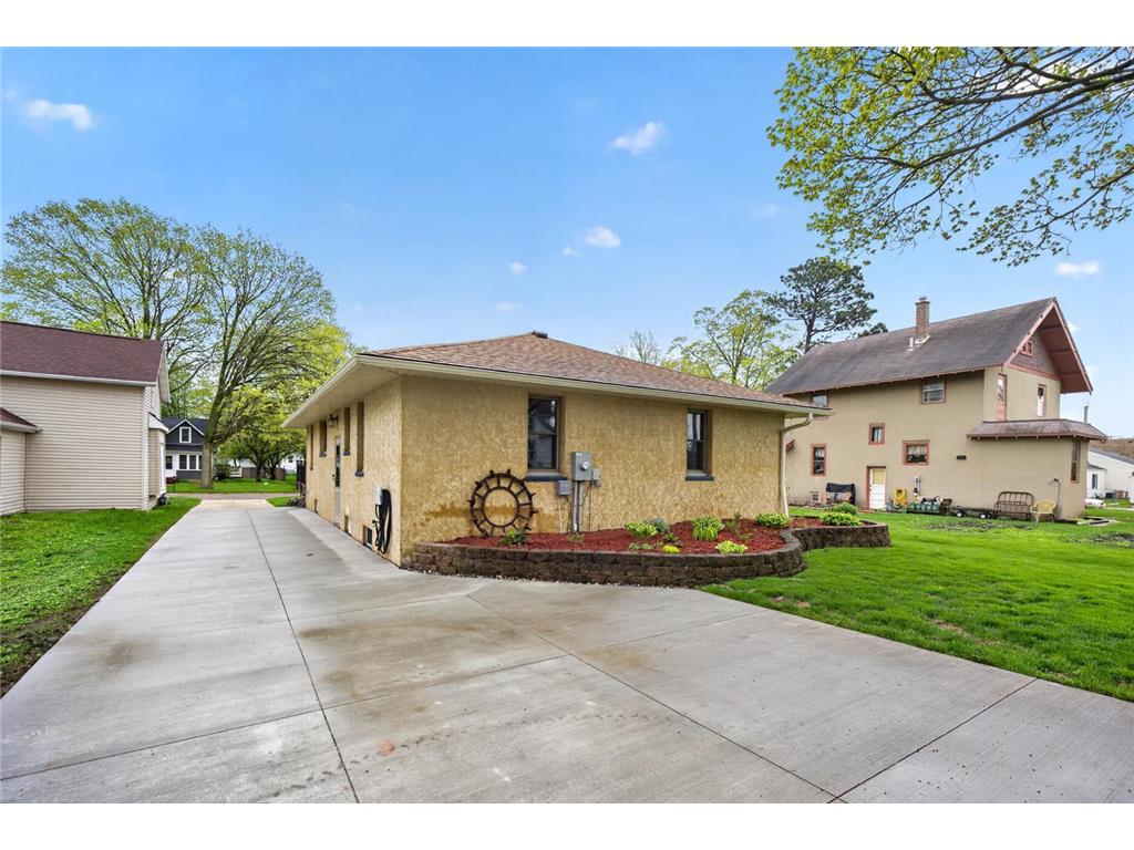 403 2nd Avenue NW Kasson MN 55944 7078973 image10
