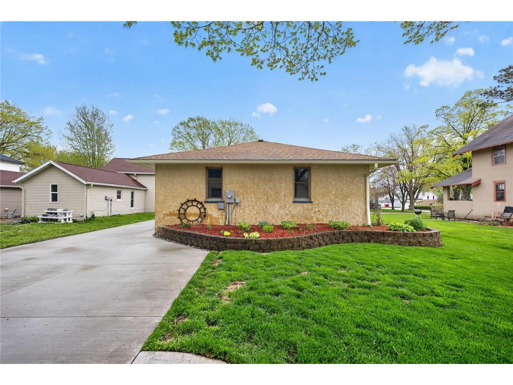 403 2nd Avenue NW Kasson MN 55944 7078973 image11