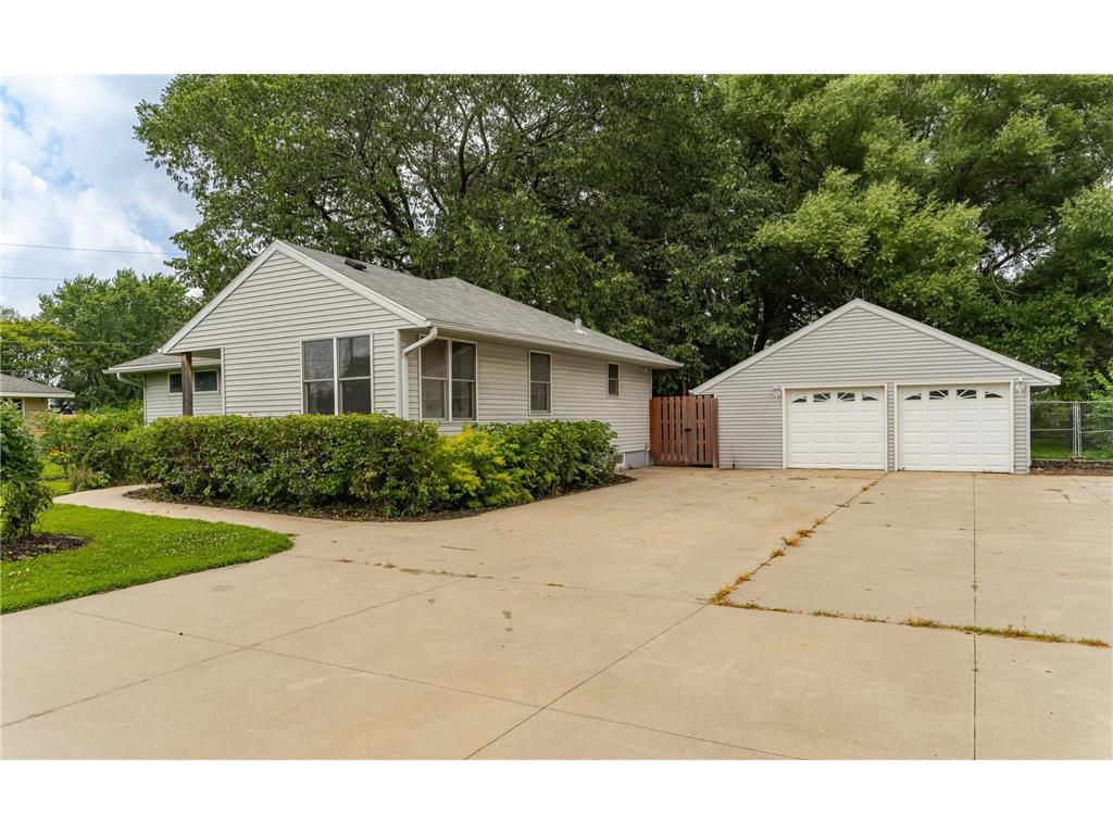 403 31st Street NE Rochester MN 55906 6754808 image1